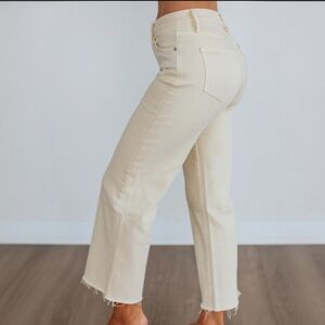 Zara Rennah Mica Denim Cream Wide Leg Cropped Frayed Hem Jeans Size 2